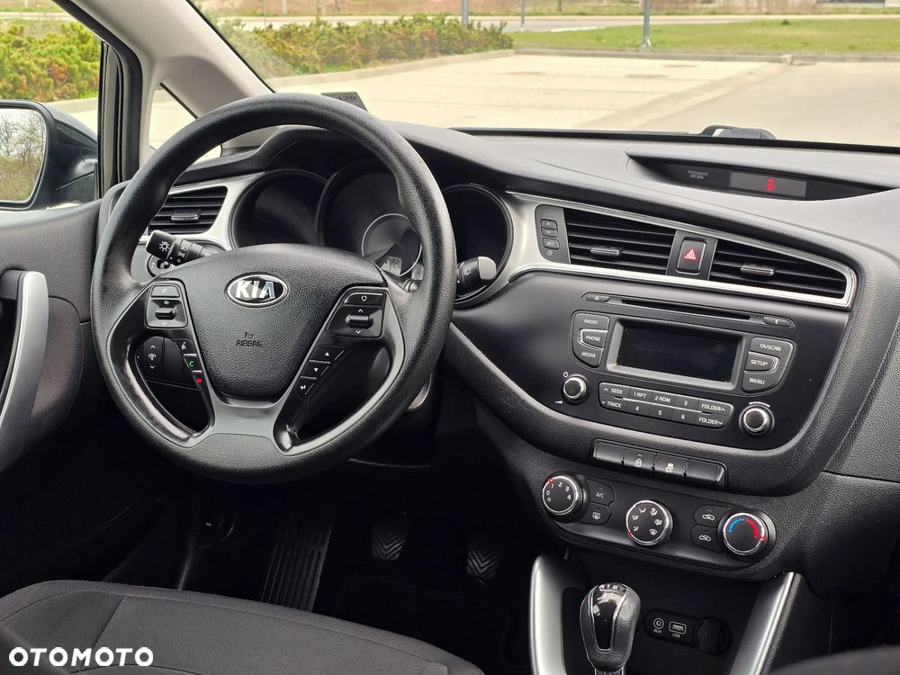Kia Ceed 1.4 CRDi 90 Vision - 9