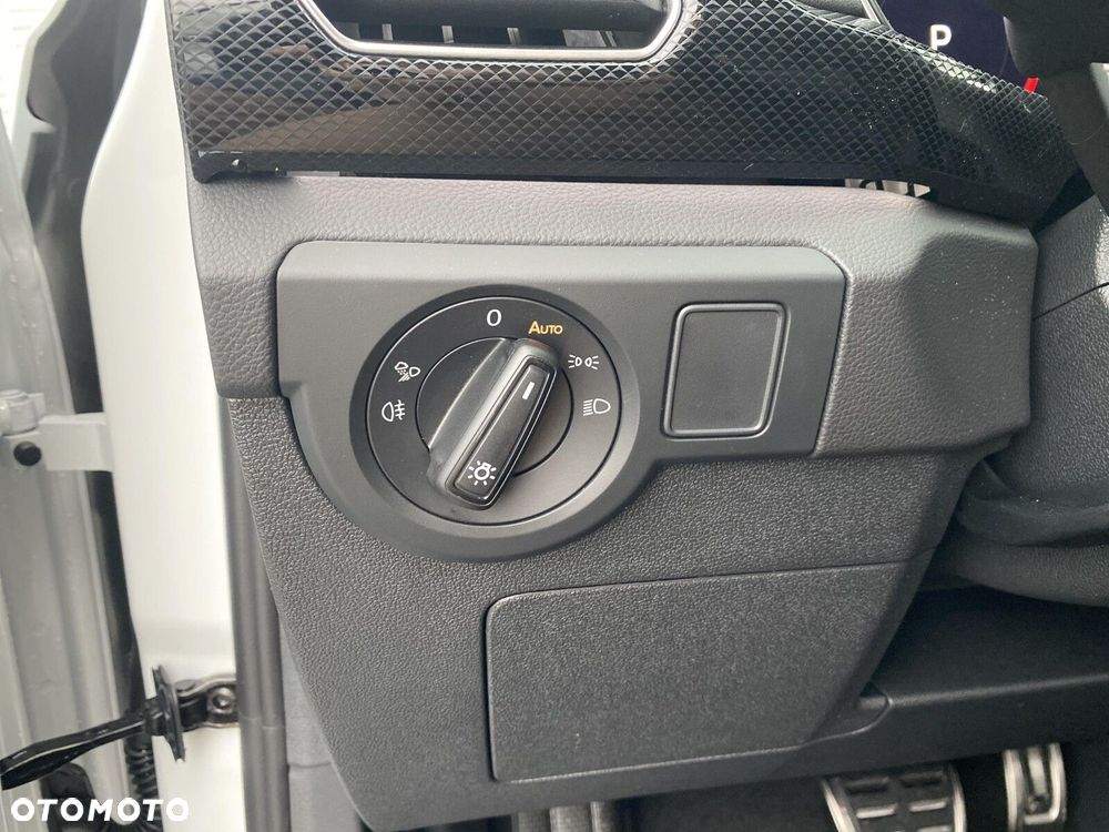 Volkswagen T-Cross - 30