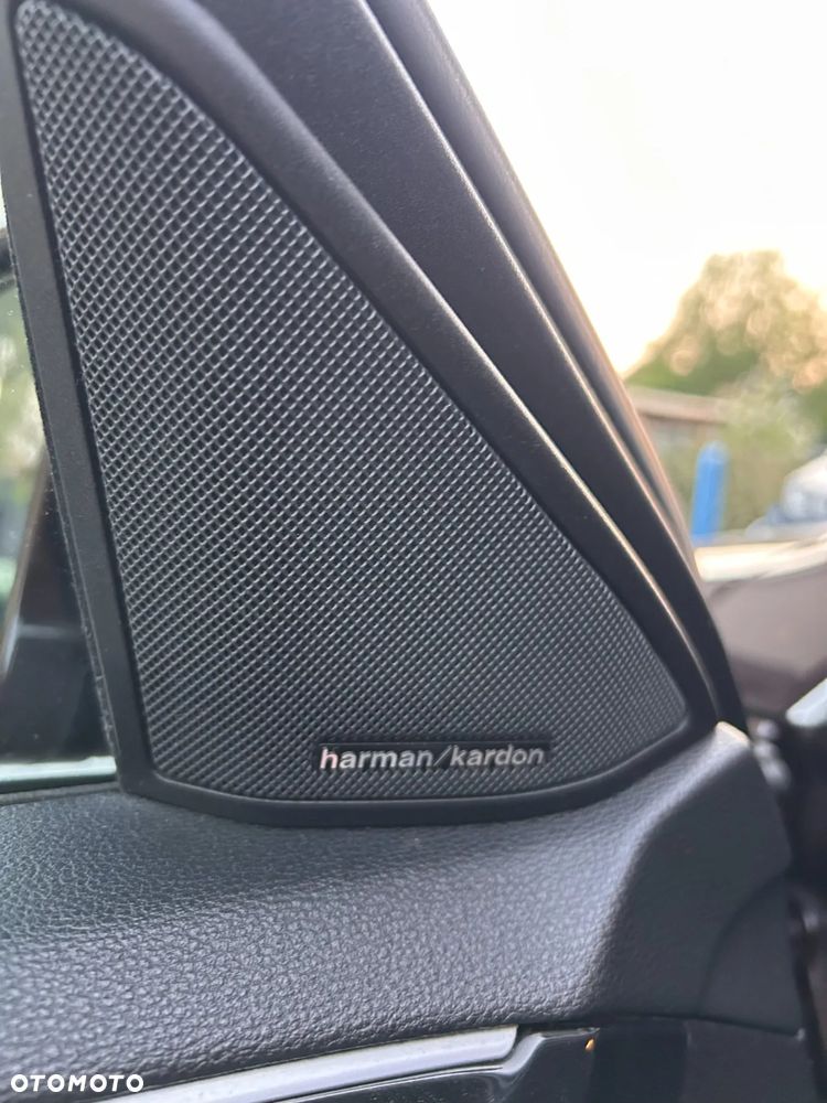 Mercedes-Benz Klasa E 350 CDI 4-Matic BlueEff - 23