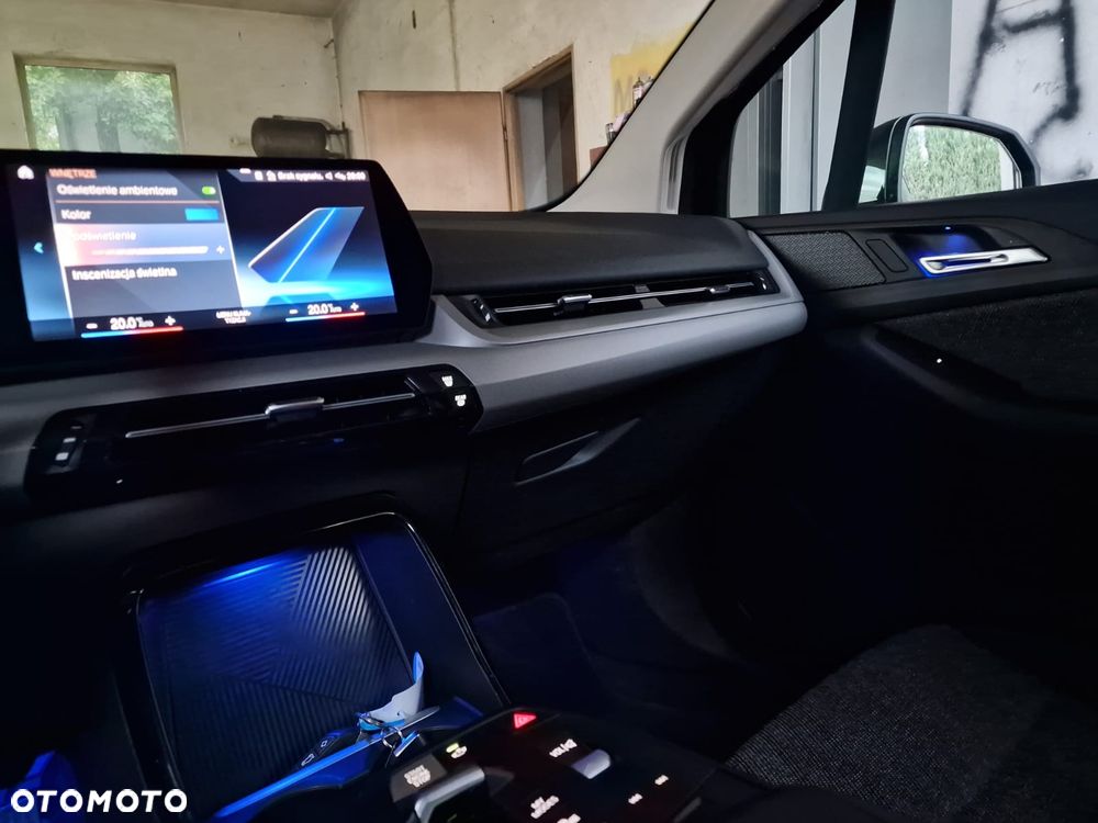 BMW Seria 2 218i Advantage - 10