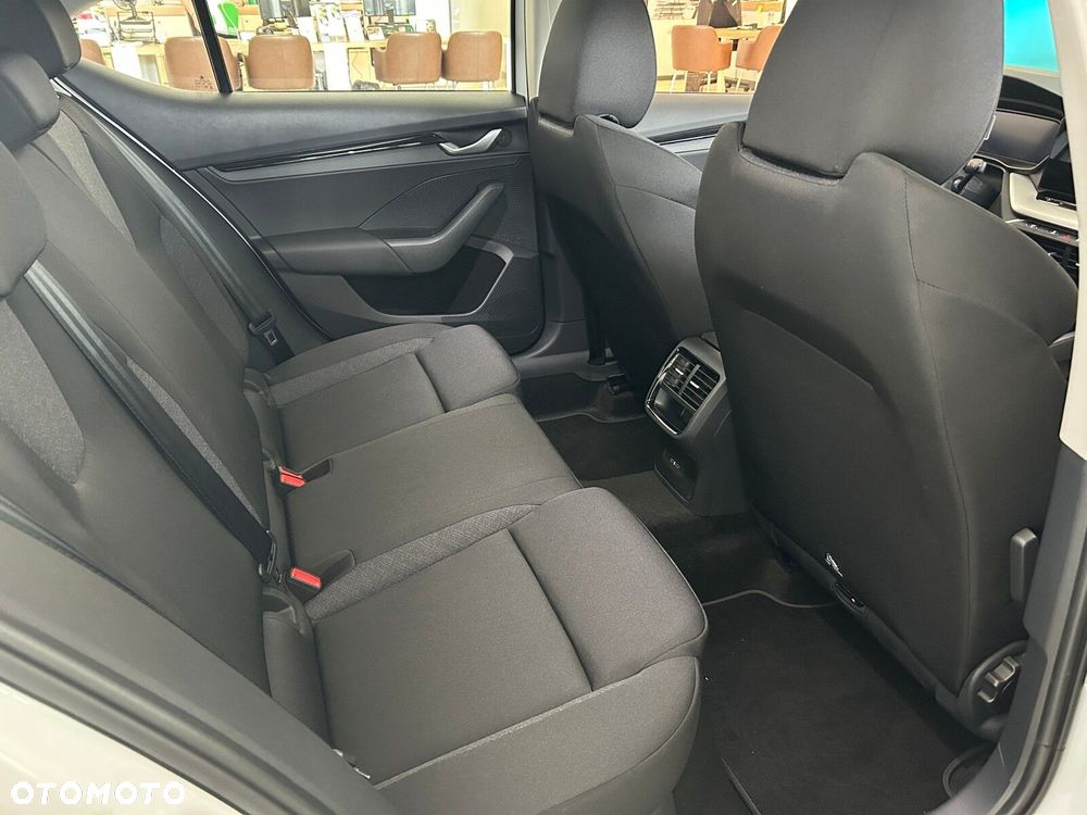 Skoda Octavia 1.5 TSI Drive Essence - 9