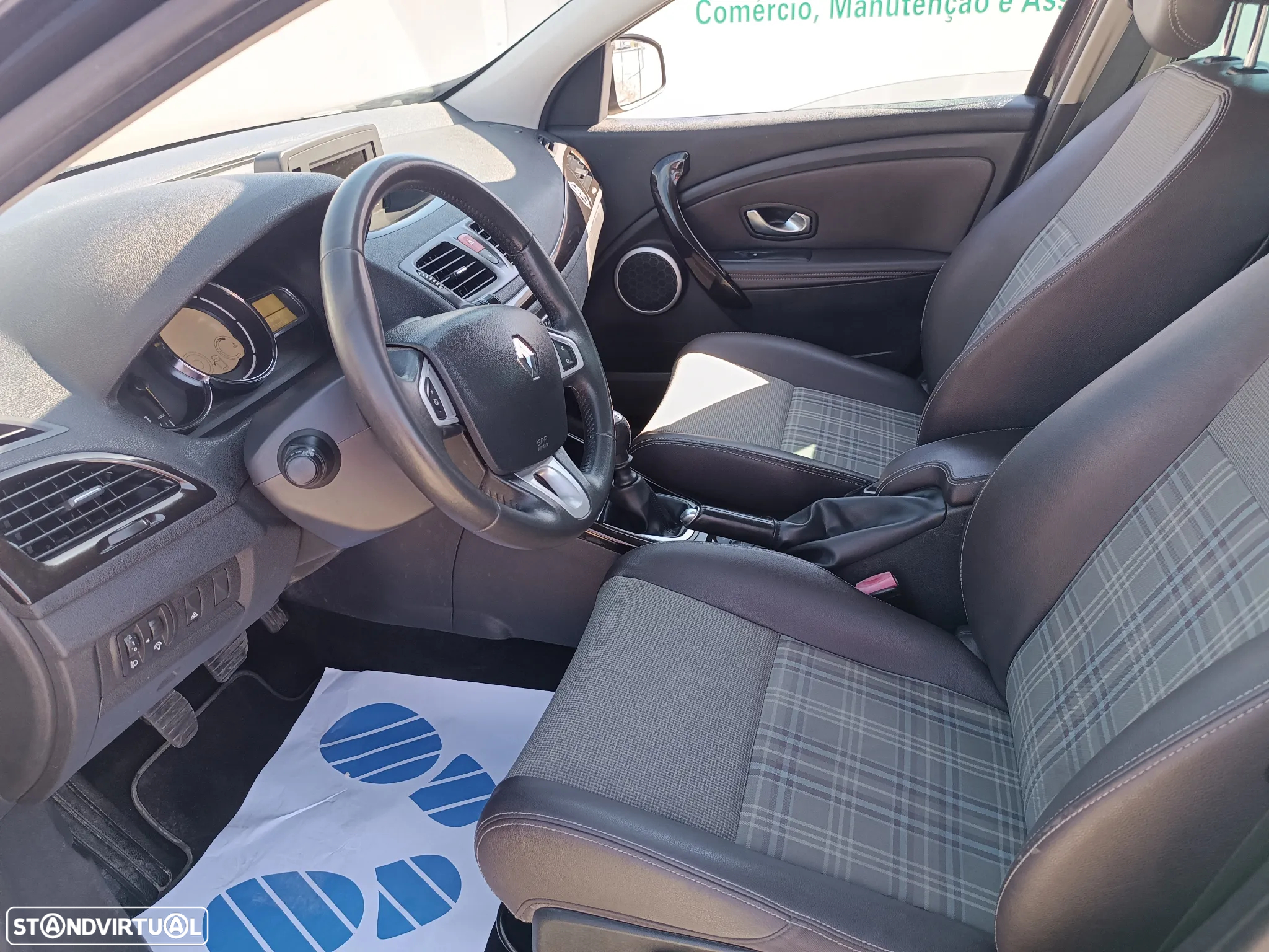 Renault Mégane TCe 130 Luxe - 20
