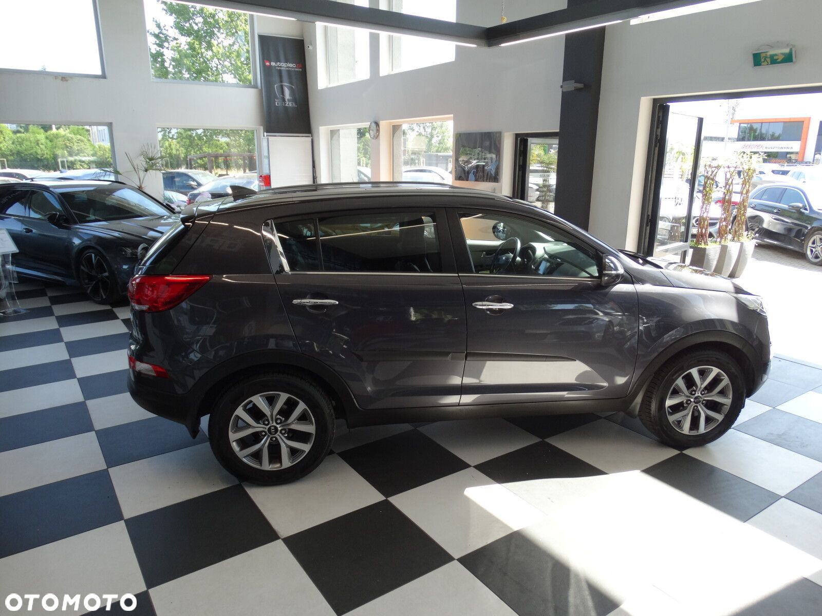 Kia Sportage - 14
