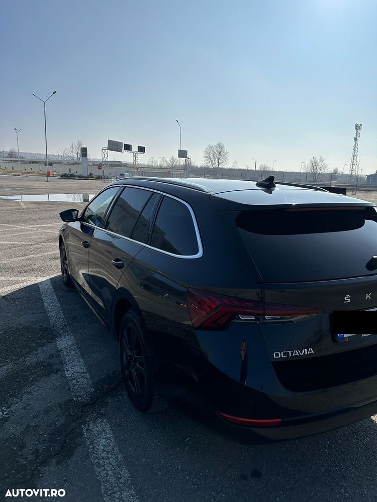 Skoda Octavia 2.0 TDI DSG Style - 4
