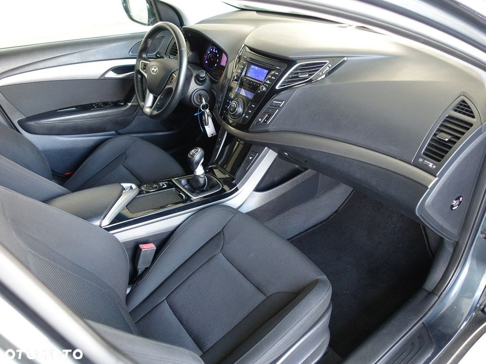Hyundai i40 - 18