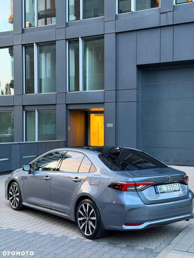 Toyota Corolla - 8