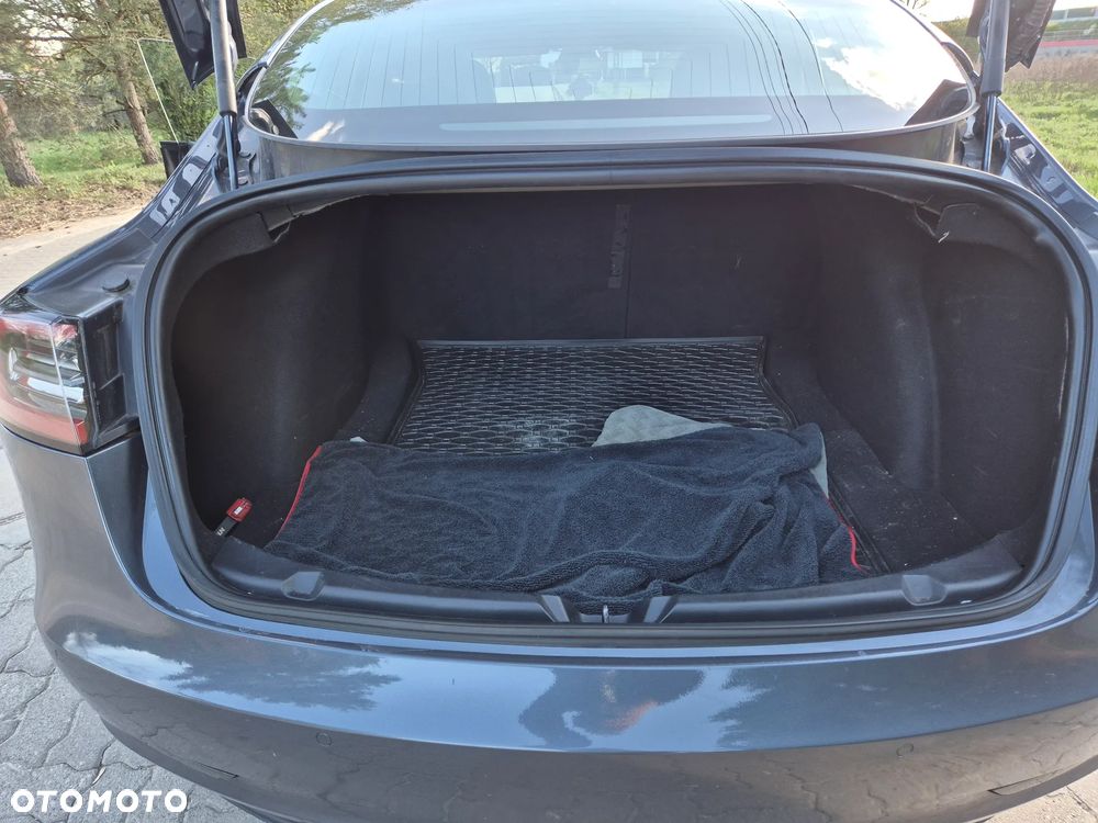 Tesla Model 3 Long Range AWD - 13