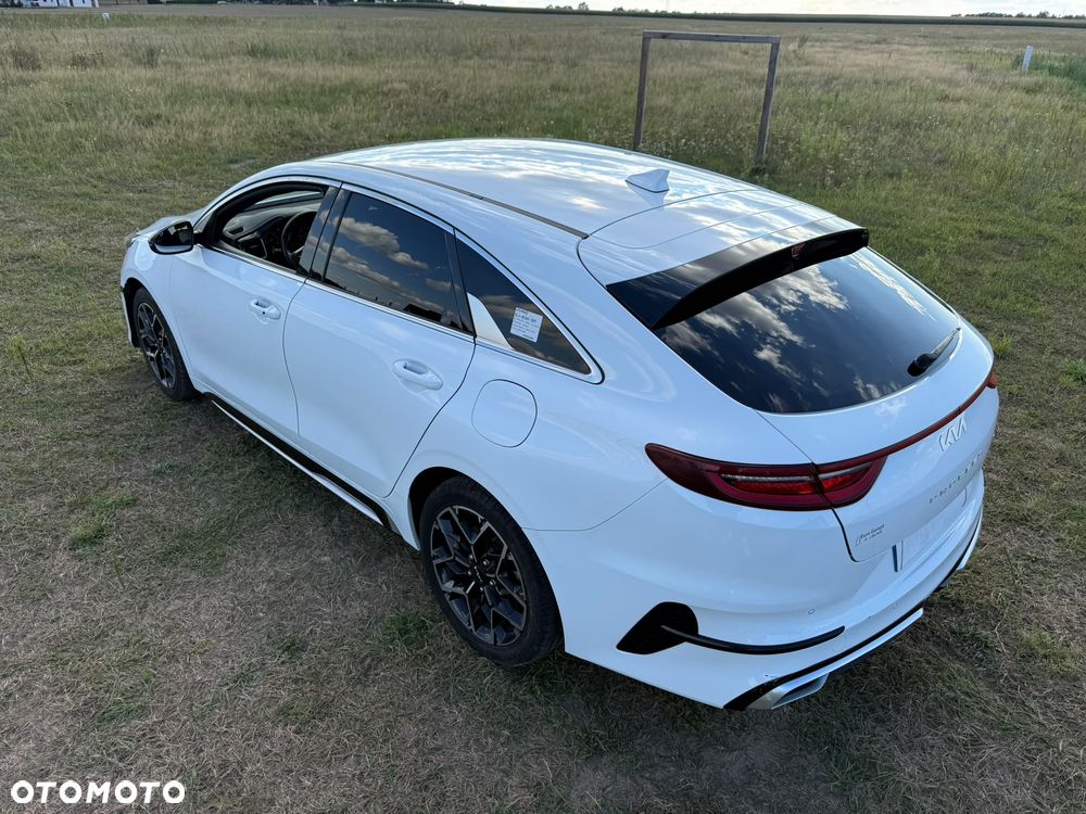 Kia ProCeed 1.5 T-GDI DCT7 OPF GT LINE - 23