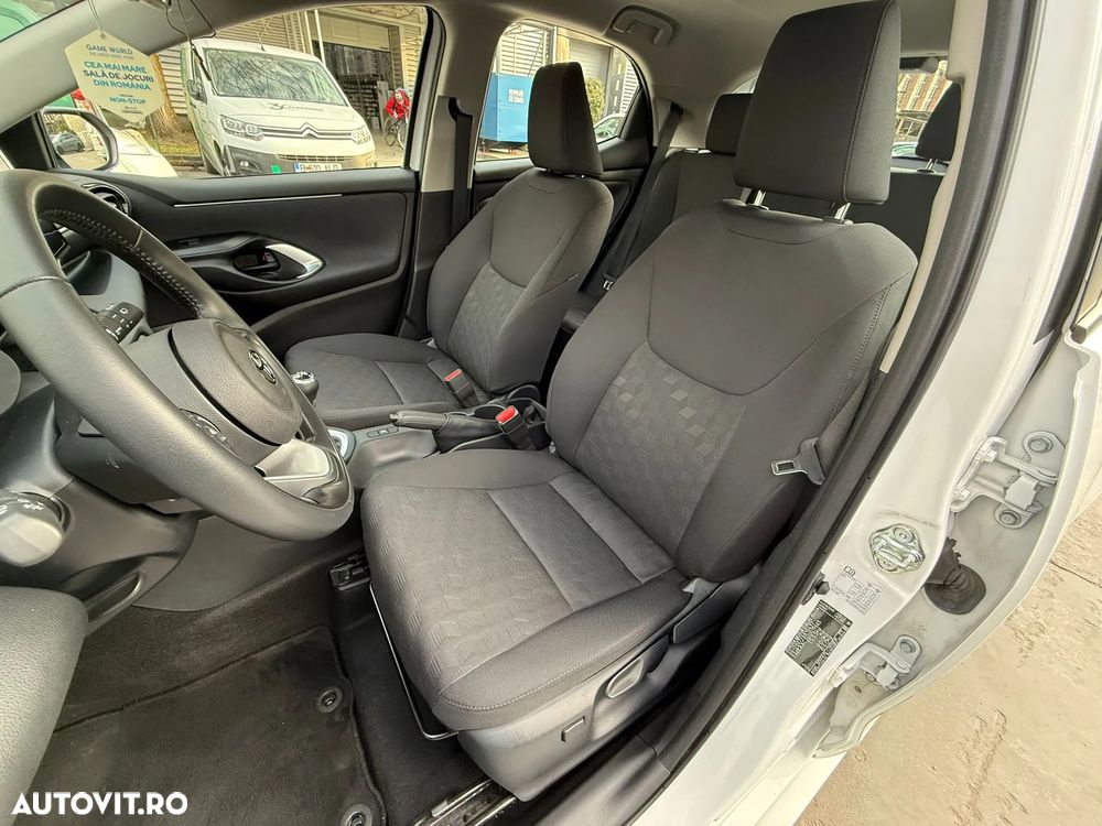 Toyota Yaris 1.5 MT Dynamic - 25