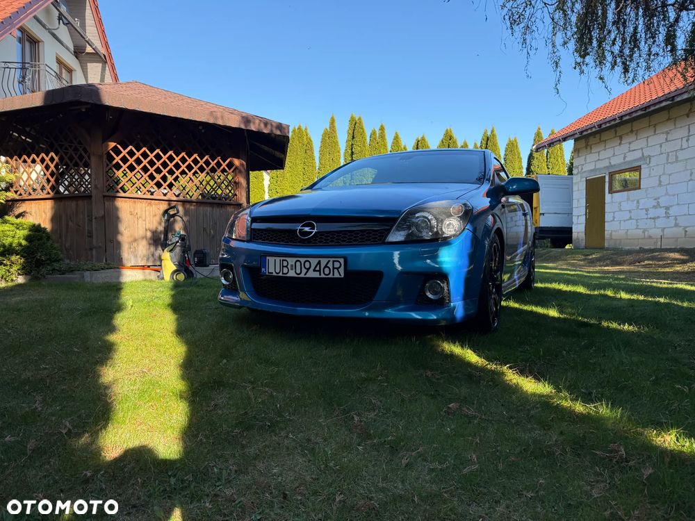 Opel Astra OPC - 6