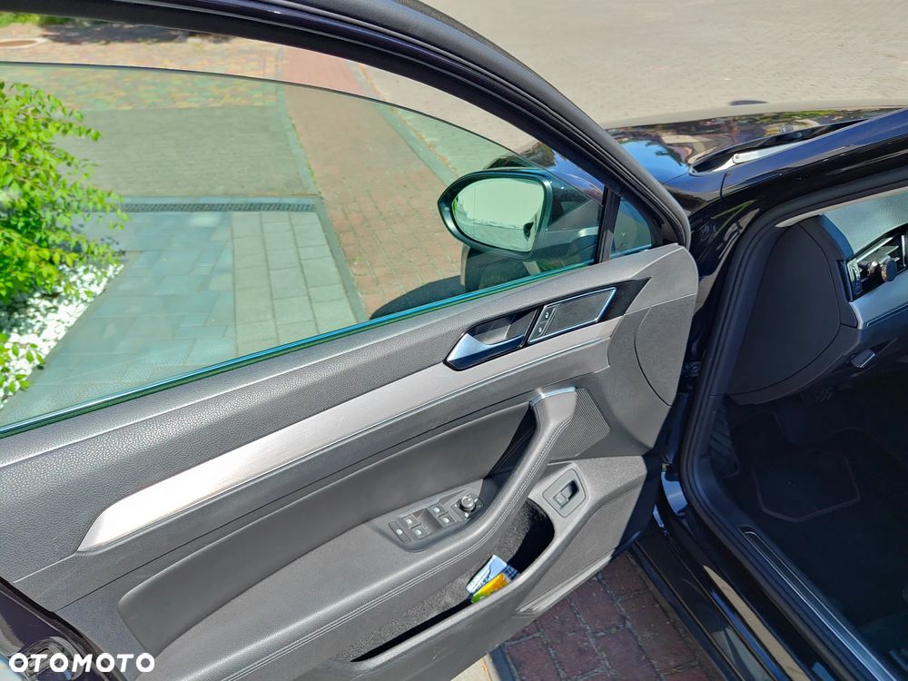 Volkswagen Passat Variant 1.8 TSI BMT Highline DSG - 10