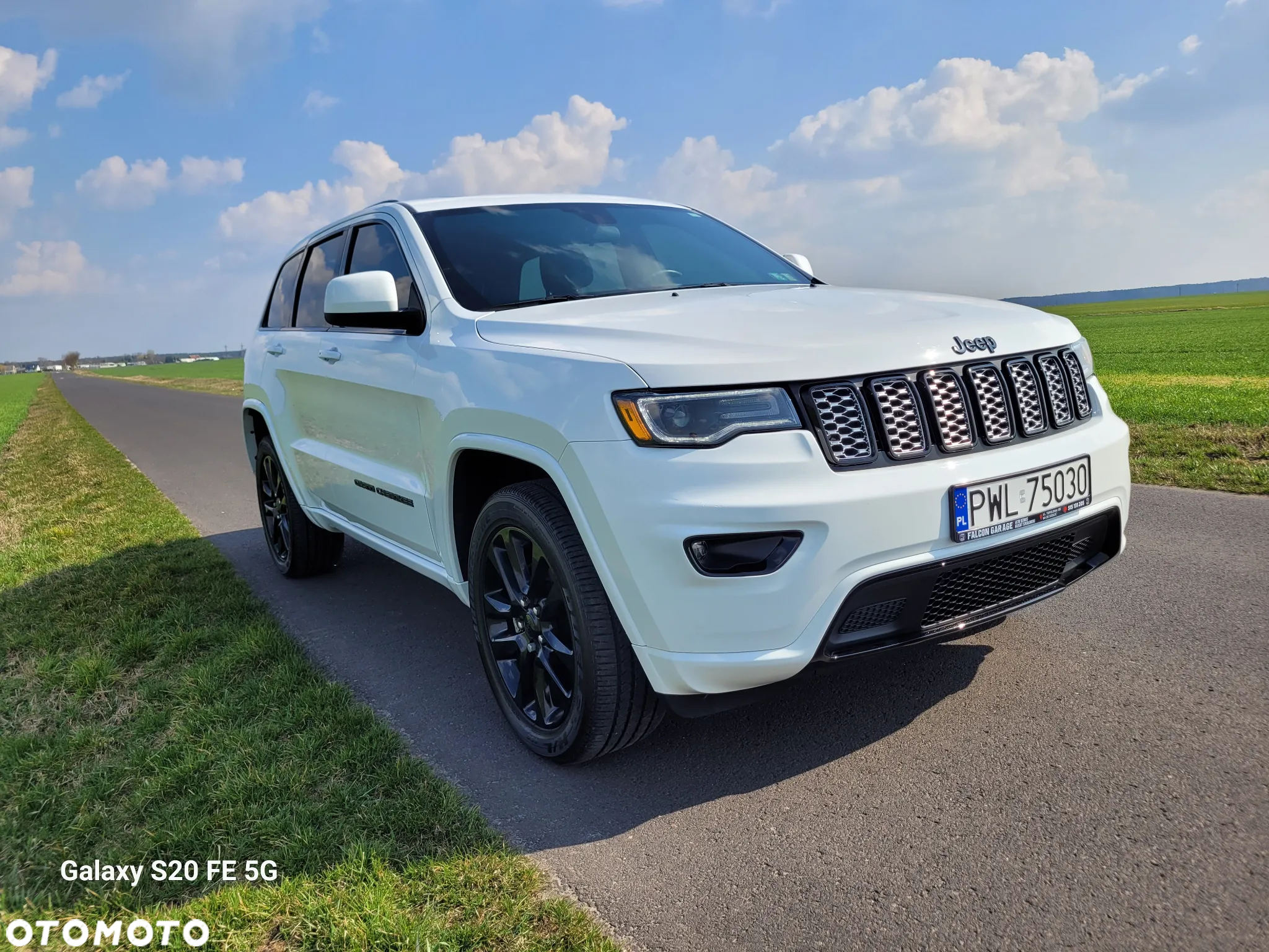 Jeep Grand Cherokee - 8