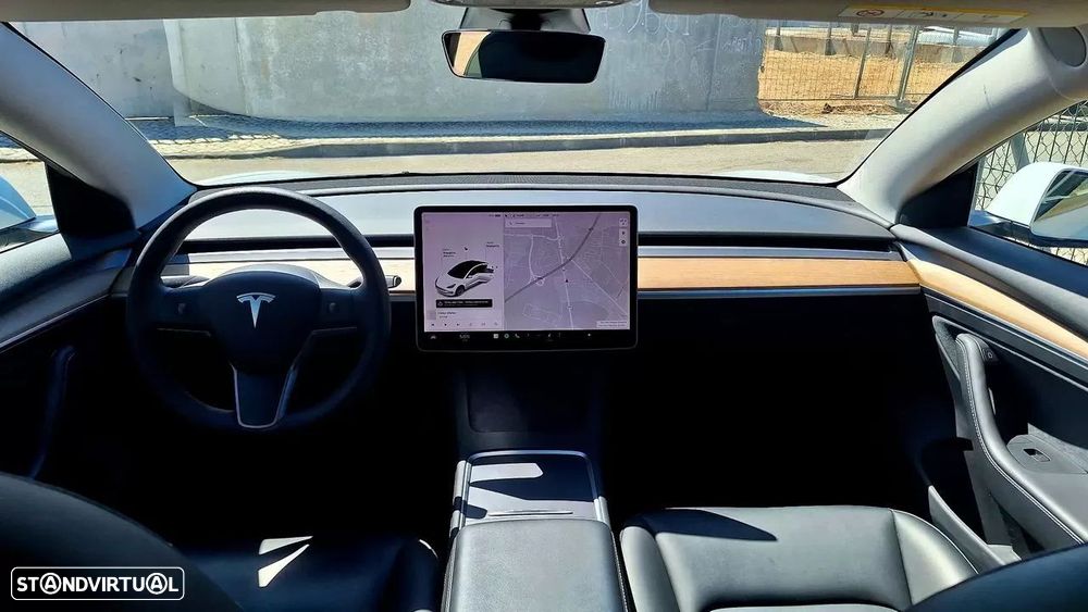 Tesla Model 3 Standard Range Plus RWD - 18