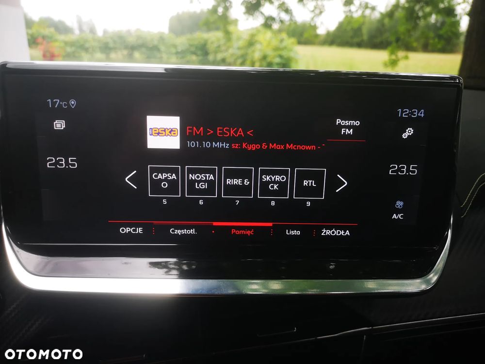 Peugeot 2008 1.2 PureTech GT Line S&S - 12