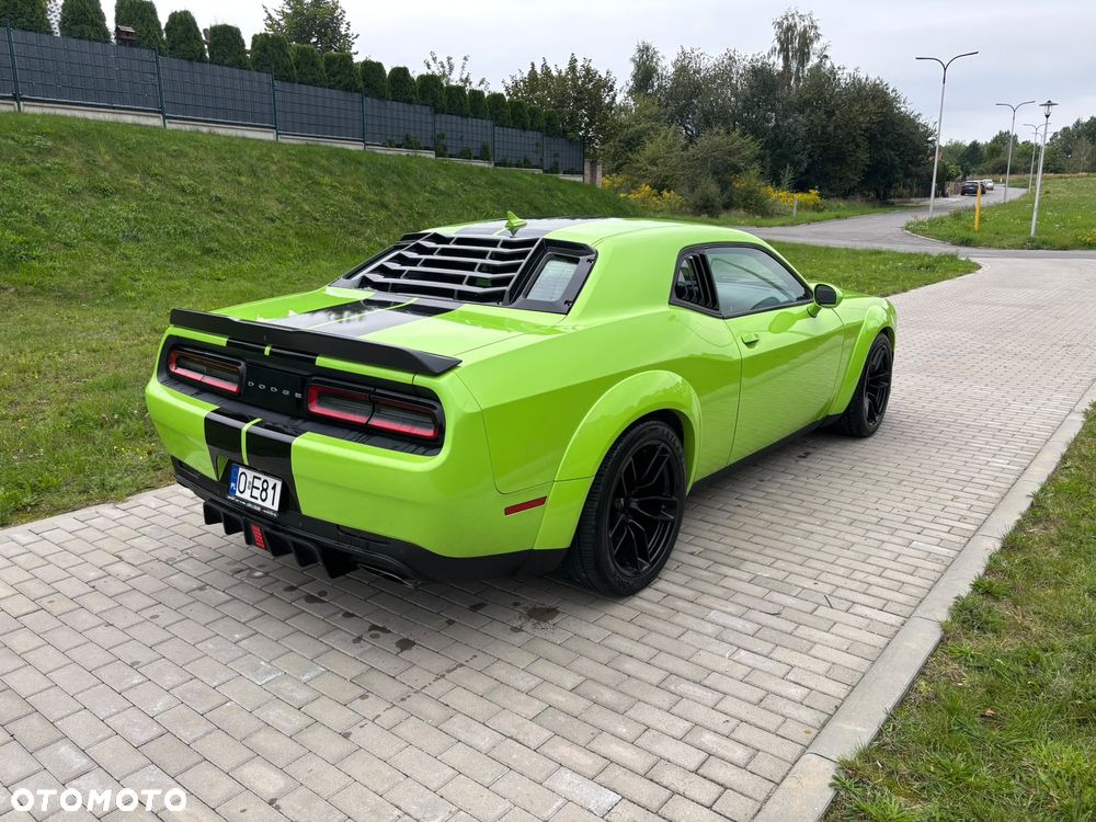 Dodge Challenger 5.7 R/T - 3