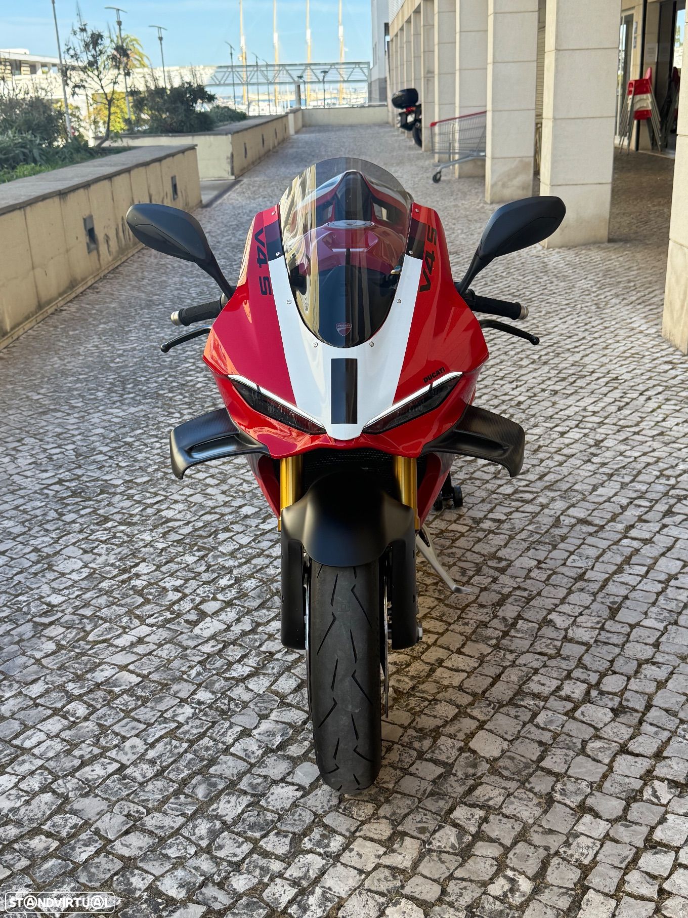 Ducati Panigale V4 S 2025 - 1