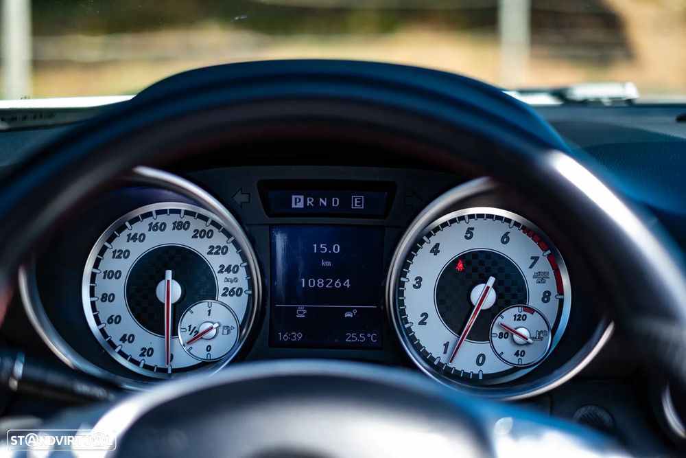 Mercedes-Benz SLK 250 (BlueEFFICIENCY) 7G-TRONIC - 15