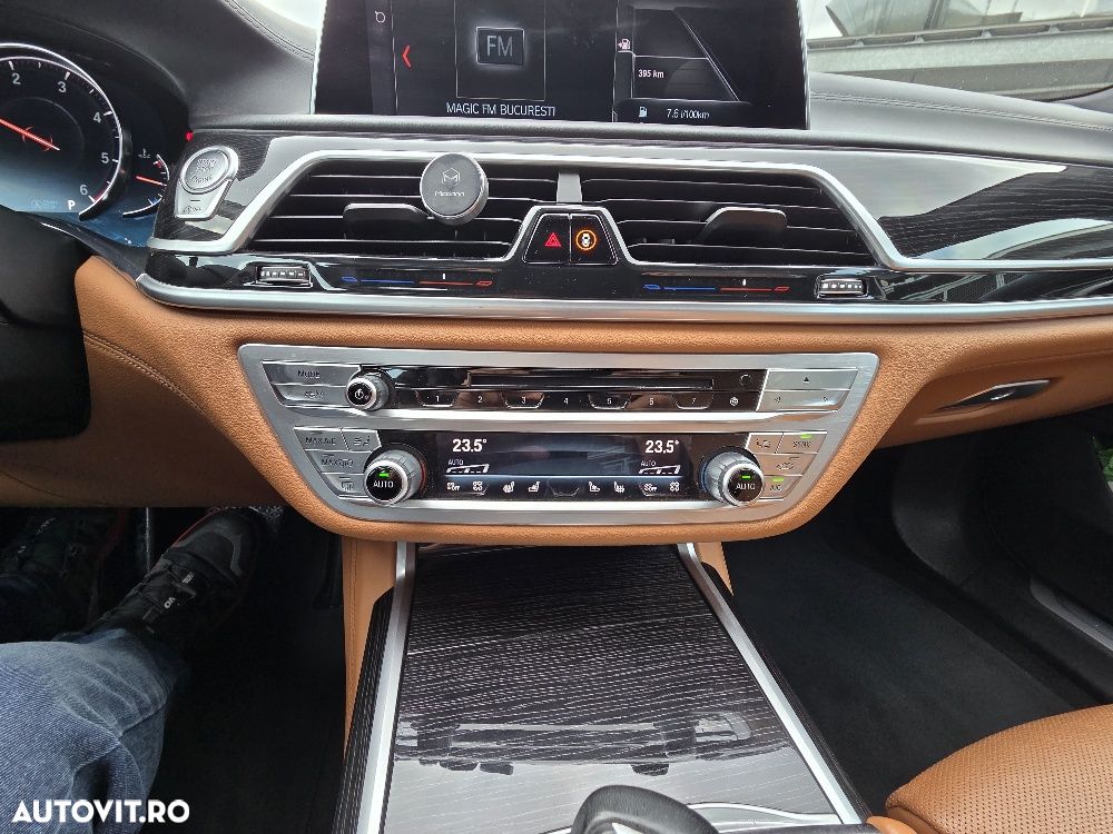 BMW Seria 7 - 10