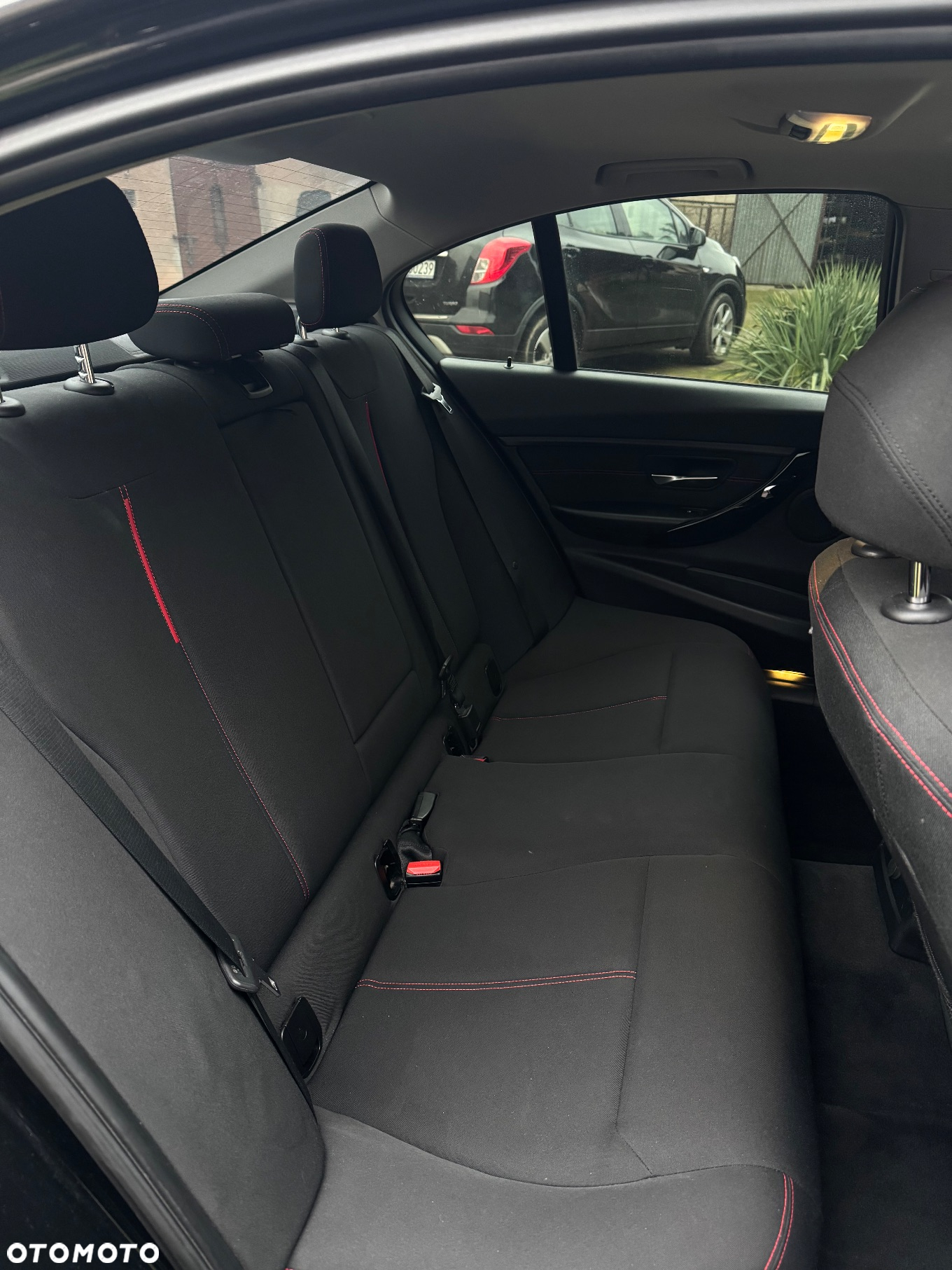 BMW Seria 3 320i - 19