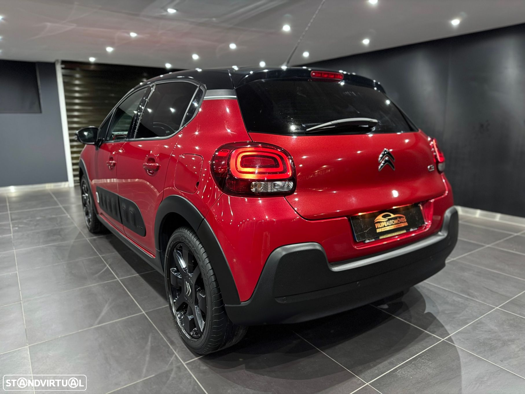 Citroën C3 1.2 PureTech Shine - 6