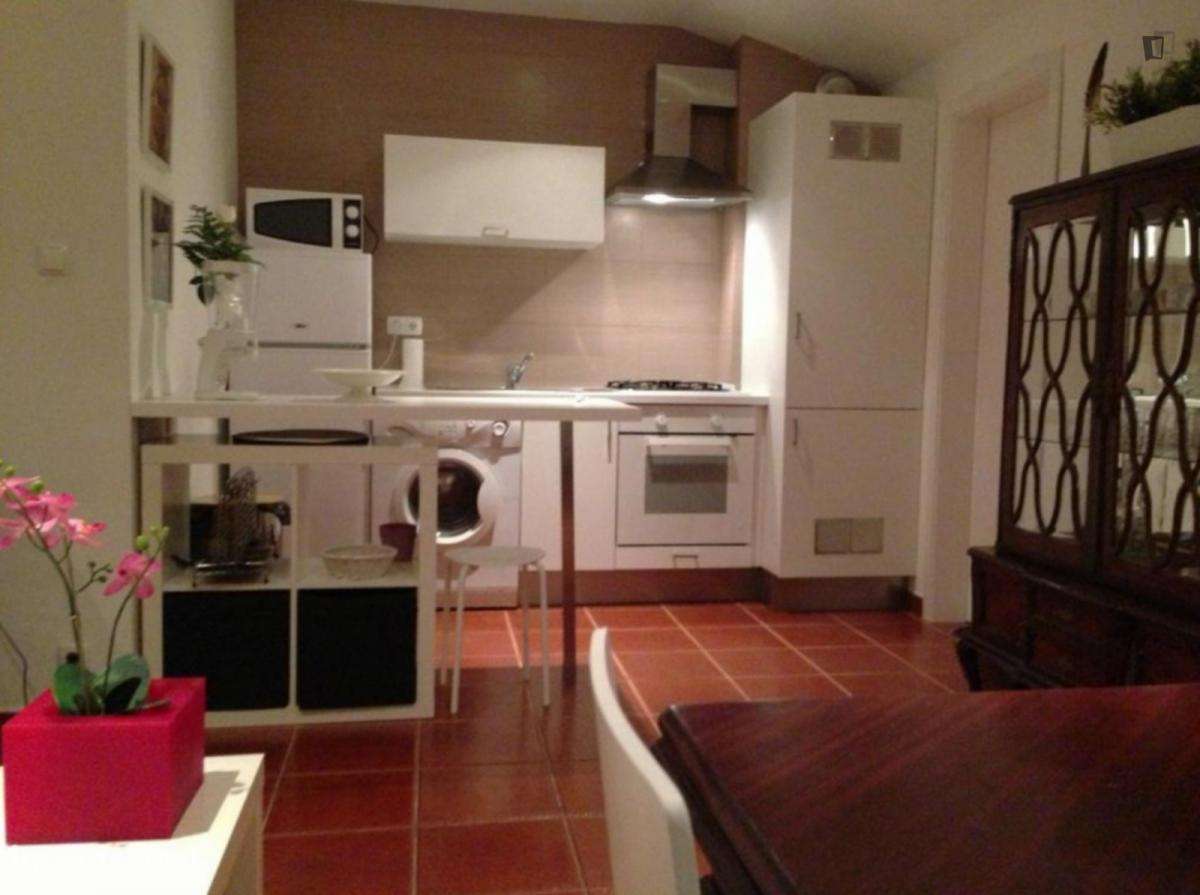 Apartamento com 3 quartos - localizado em Campolide Lisbon - Grande imagem: 2/10