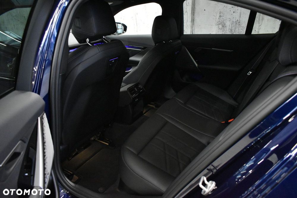 BMW Seria 5 - 23