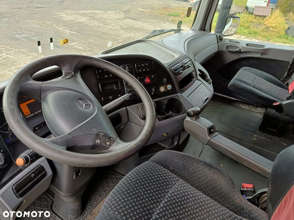 Mercedes-Benz Actros - 10