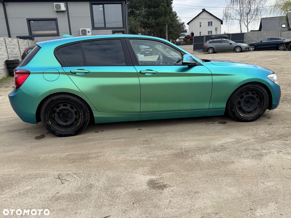 BMW Seria 1 120i - 10
