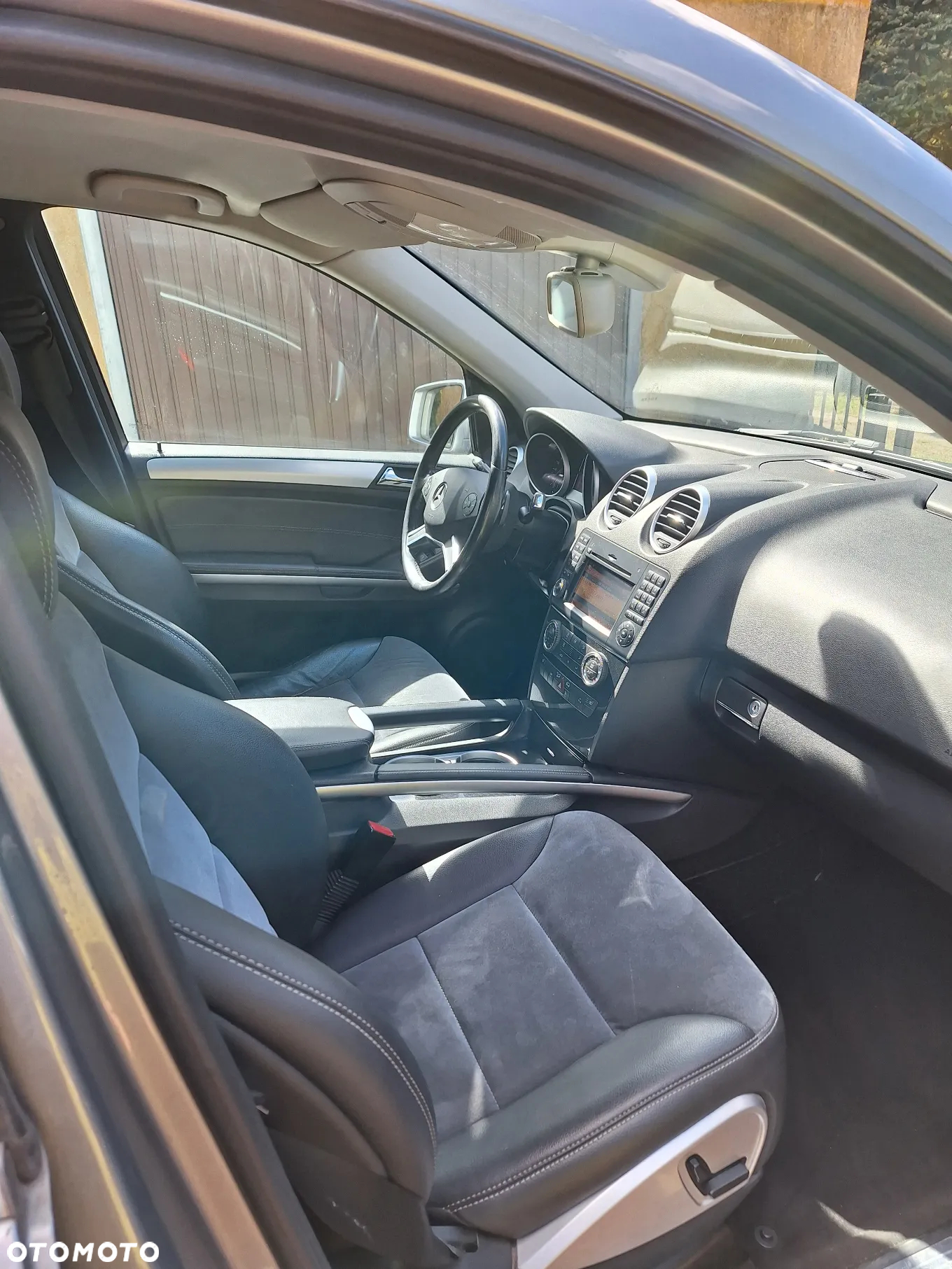 Mercedes-Benz ML 300 CDI BlueEff 4-Matic - 28