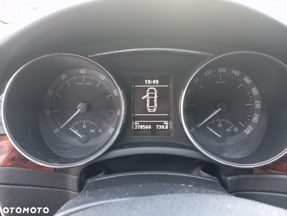 Skoda Superb 1.8 TSI Elegance - 11