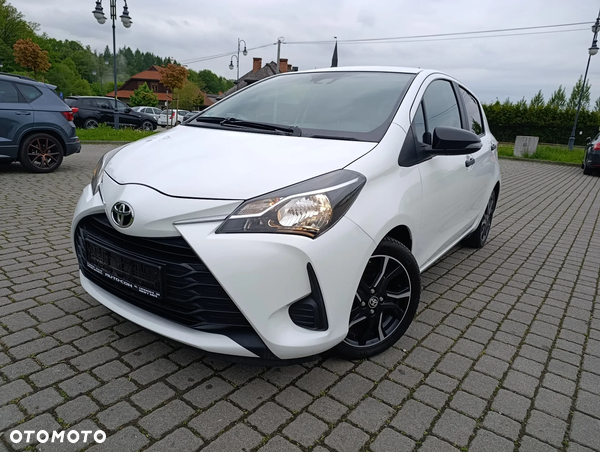 Toyota Yaris 1.0 Premium