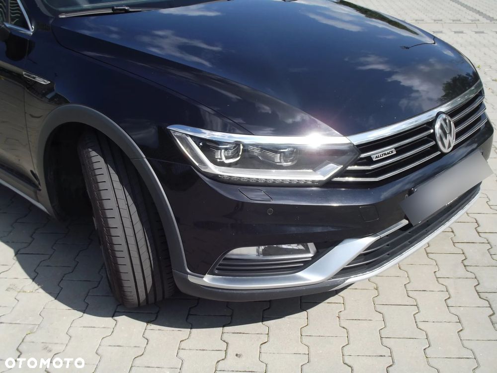 Volkswagen Passat Alltrack - 8