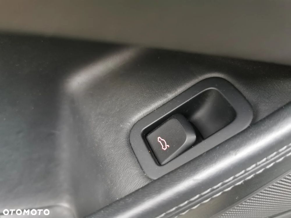 Audi A8 4.2 TDI L Quattro - 24