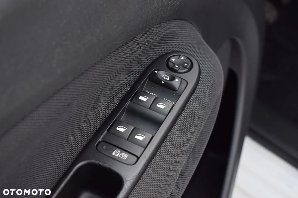 Citroën C3 Picasso 1.6 HDi Selection - 21