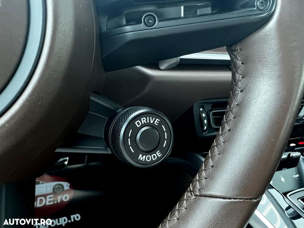 Porsche 911 Carrera 4S Cabriolet PDK - 24
