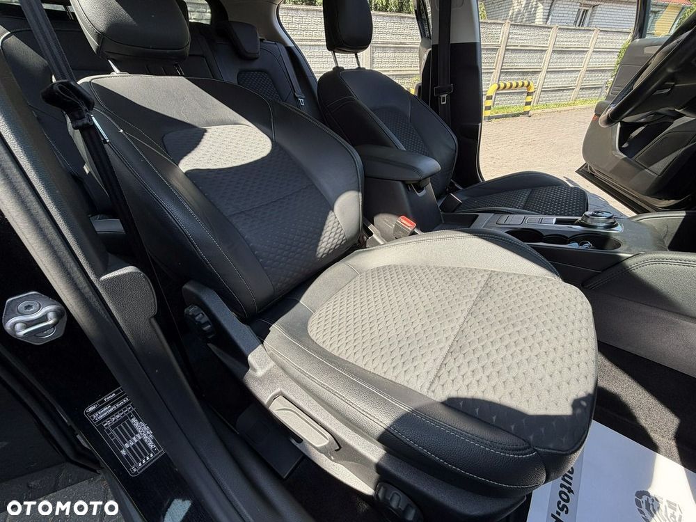 Ford Focus - 12