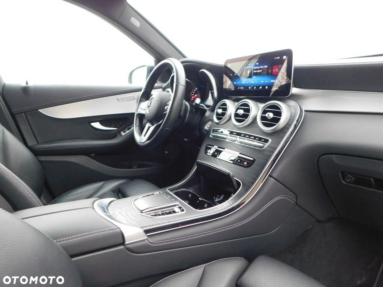 Mercedes-Benz GLC 200 d Business Edition - 11