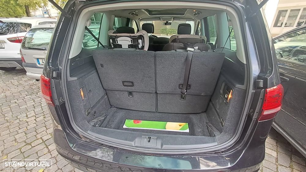 VW Sharan - 12