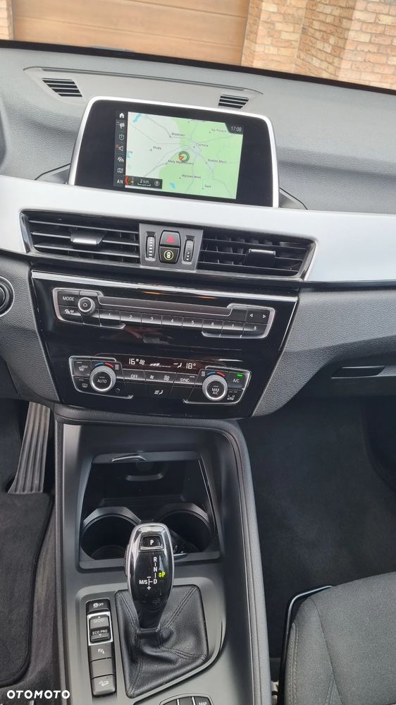 BMW X1 xDrive18d - 14