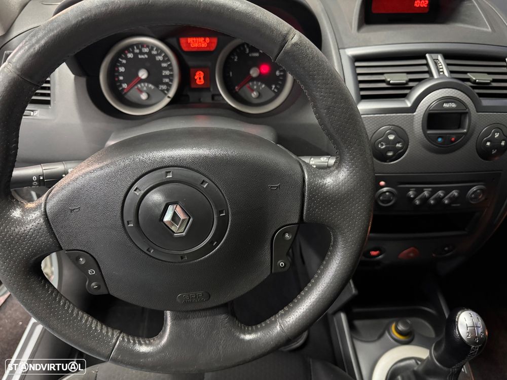 Renault Mégane 1.5 dCi Confort Dynamique - 21