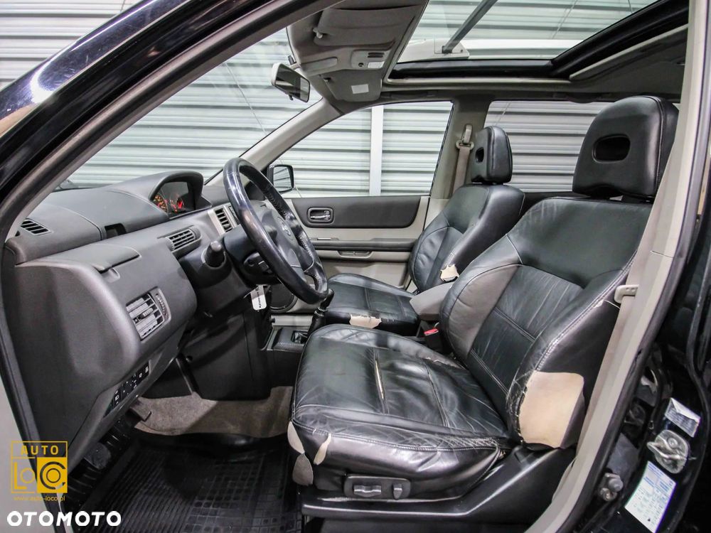 Nissan X-Trail 2.2 dCi 4x4 Columbia - 10