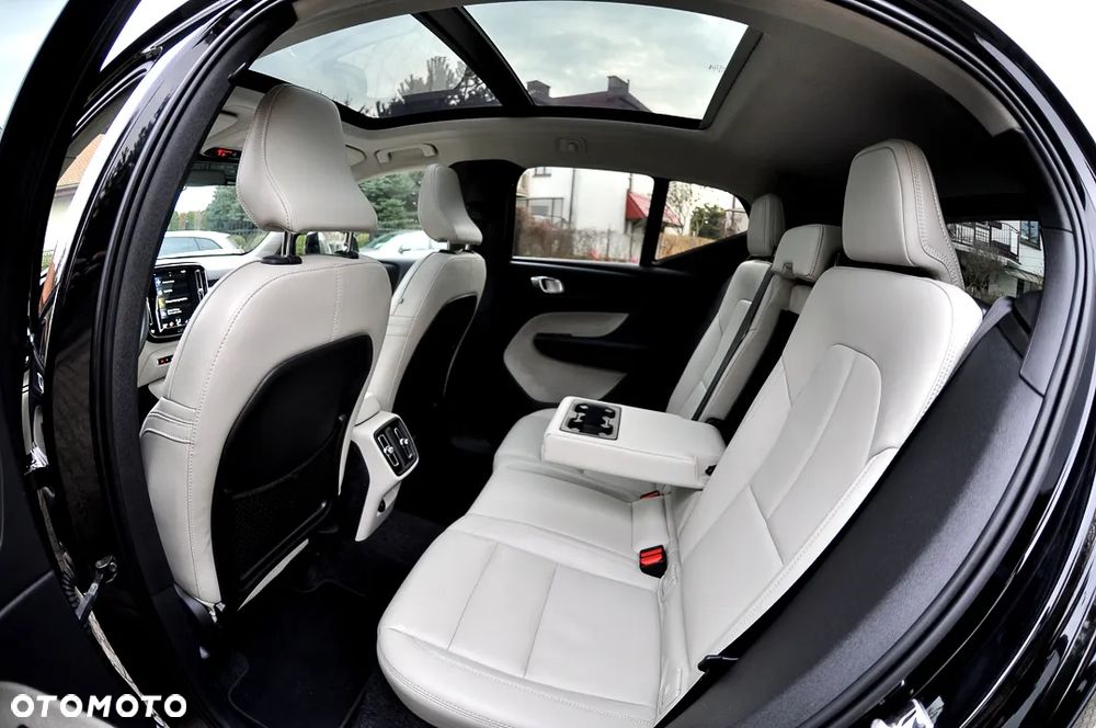 Volvo XC 40 T3 Geartronic Inscription - 24