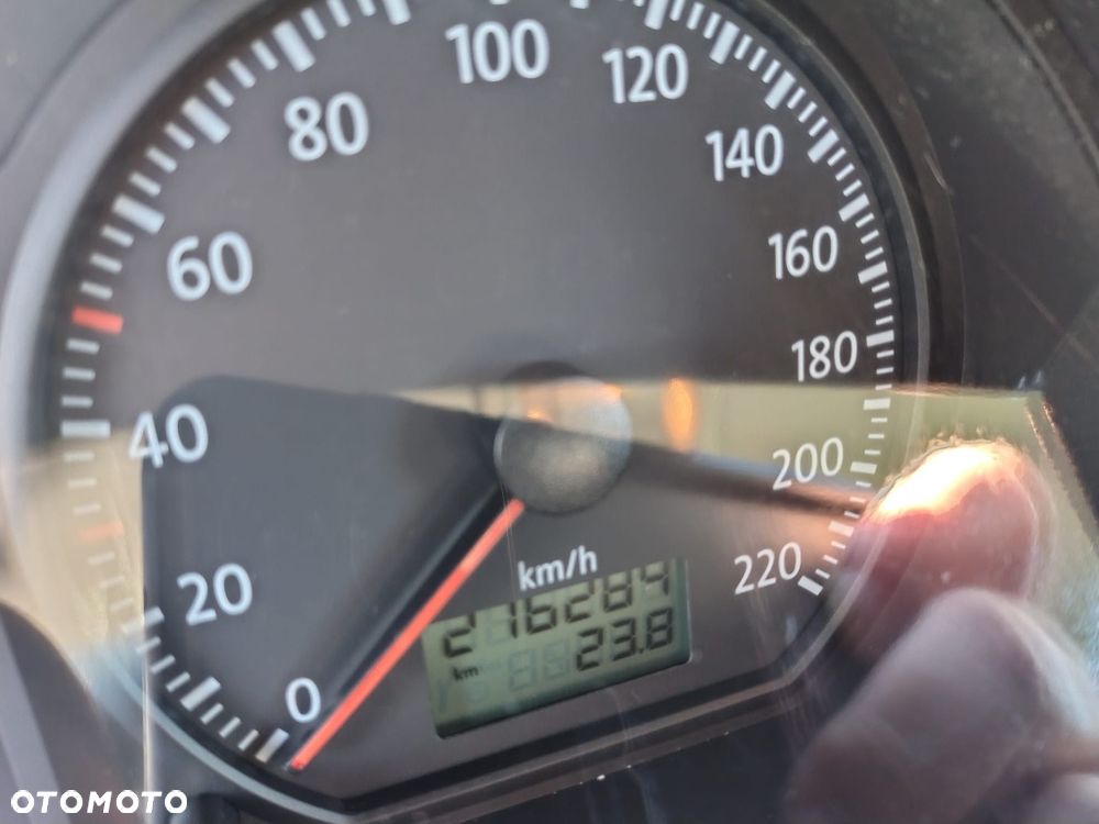 Volkswagen Polo - 5