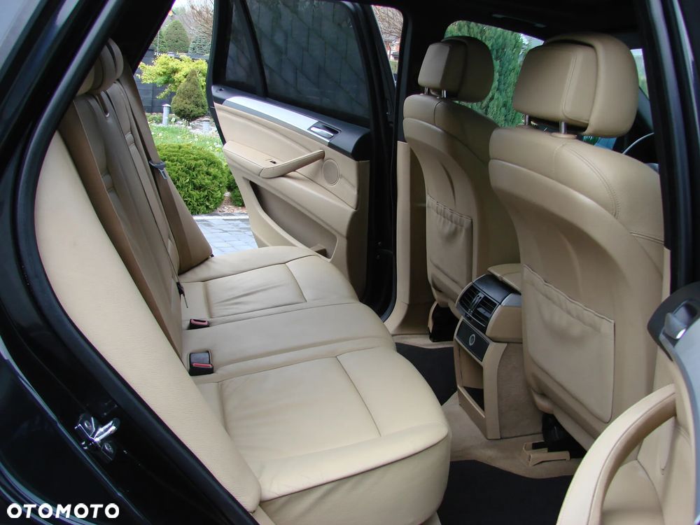 BMW X5 - 25