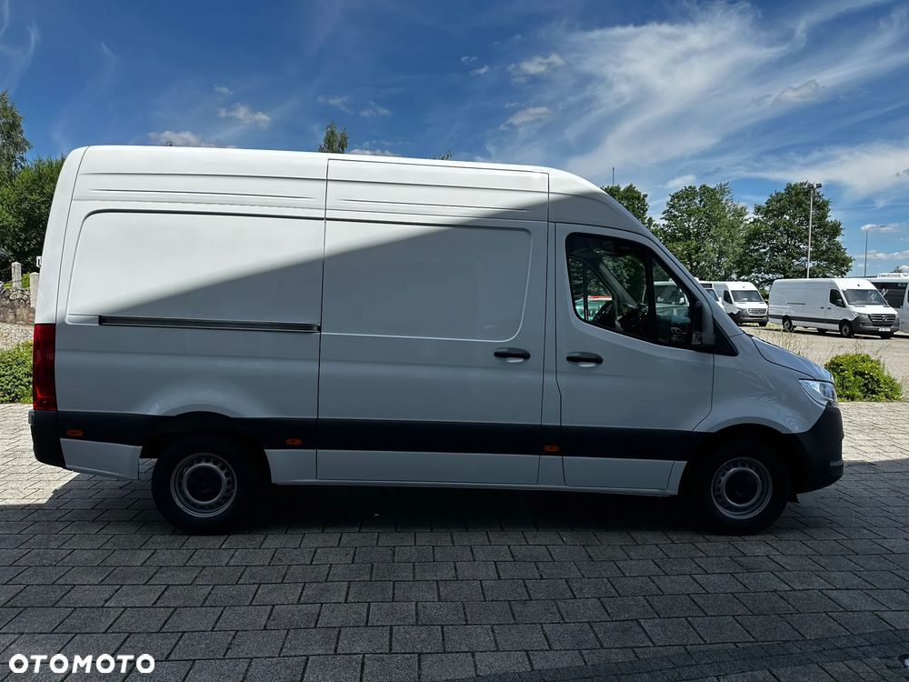 Mercedes-Benz Sprinter - 6