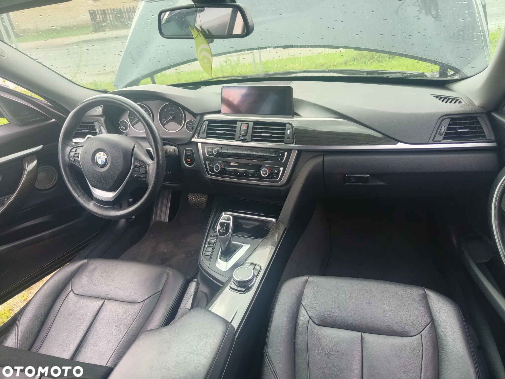 BMW Seria 3 328i Touring xDrive Sport-Aut - 28