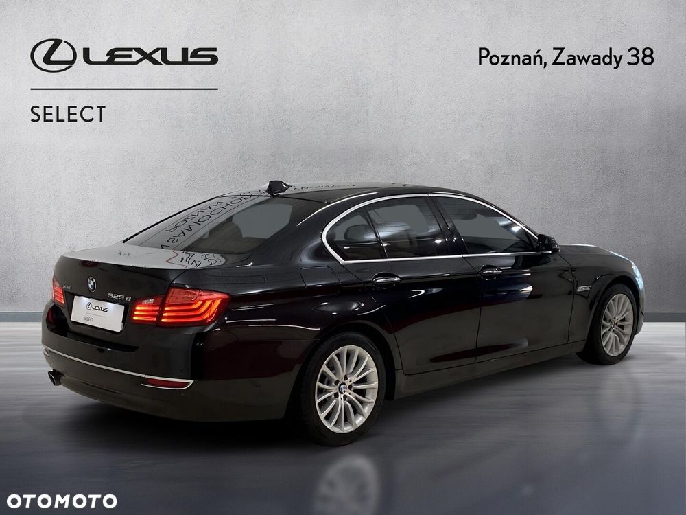 BMW Seria 5 525d Luxury Line - 3