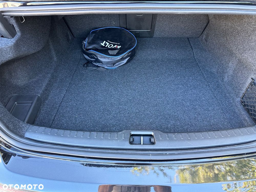Volvo S60 T8 Recharge AWD Geartronic RDesign - 25
