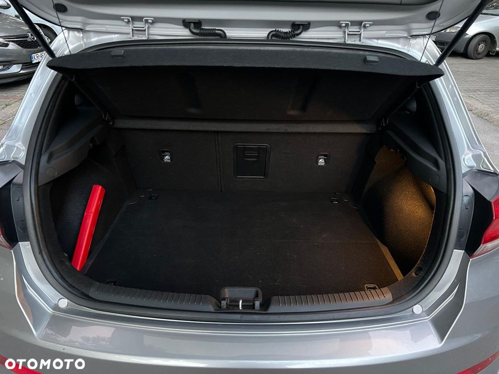 Hyundai i30 1.0 T-GDI Comfort DCT - 10