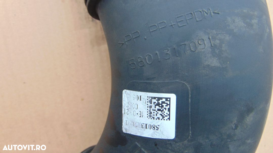 Conducta filtru aer Iveco daily 2.3 euro 6 an 2016-2022 furtun aer dezmembrez iveco daily 2.3 - 2